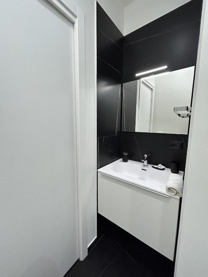 A.R Apartments Aeroporto di Catania Fontana Rossa Esterno foto